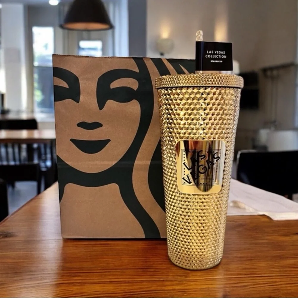 Las Vegas Golden Venti coffee cup You can only get this in Vegas baby! Lucky cup